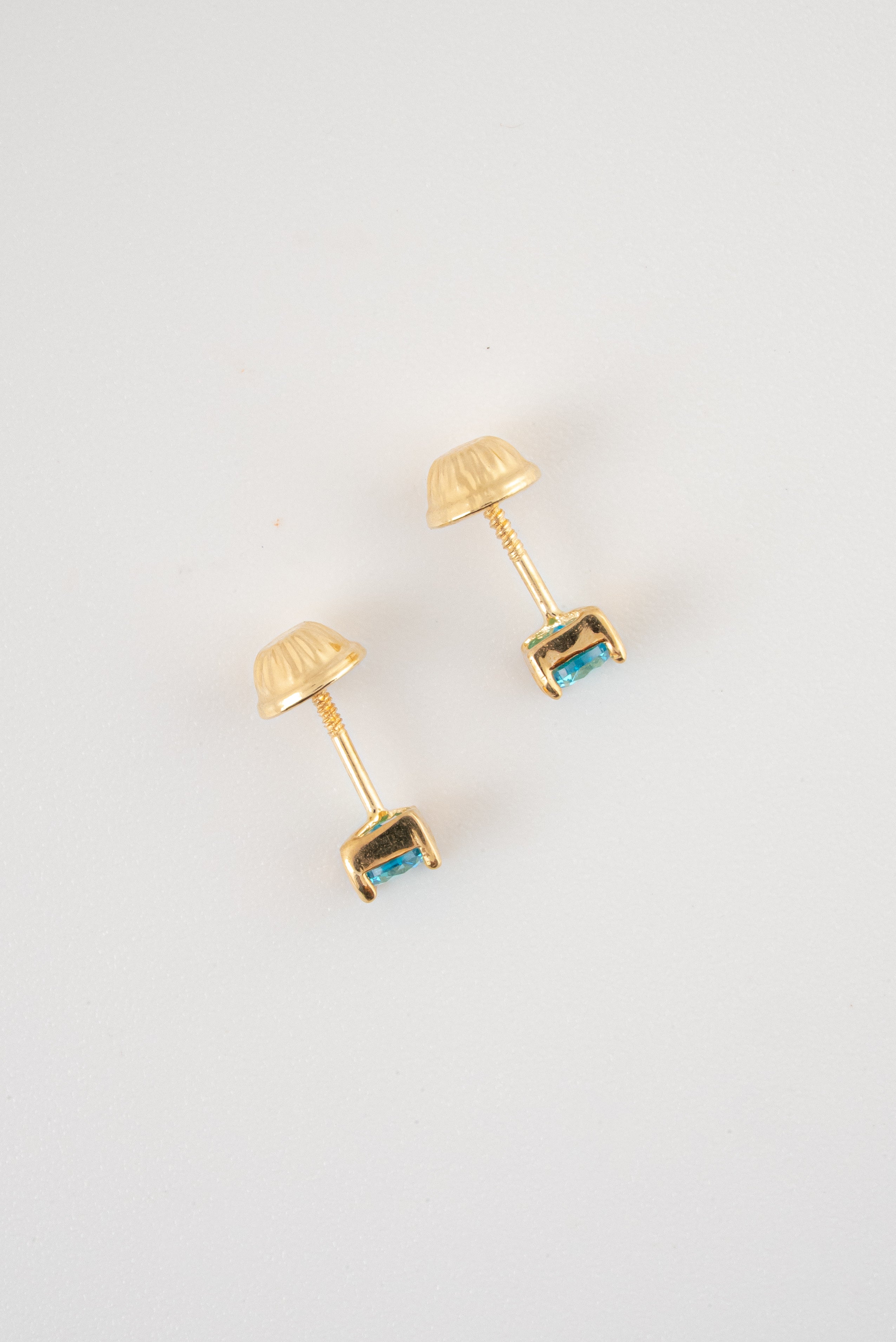 Topos Circon Azul Claro Oro Amarillo 18k / NA160 / M: 4mm x 4mm / P: 0,8 gr
