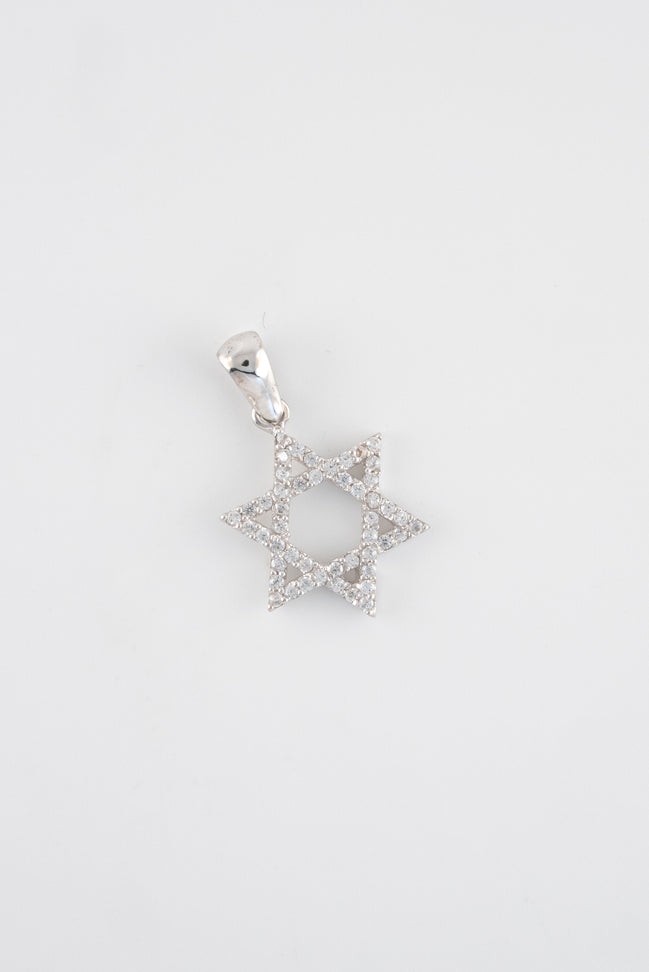 Dije Estrella David Circones Blancos Oro Blanco 18k / NA102 / M: 2 cms x 1,3 cms / P: 1,1 gr
