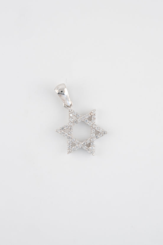 Dije Estrella David Circones Blancos Oro Blanco 18k / NA102 / M: 2 cms x 1,3 cms / P: 1,1 gr