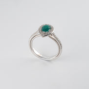 Anillo Esmeralda y Diamantes Oro Blanco 18k  / AED23 / T:6 / E: 0,62 quilates D:0,20 quilates