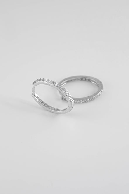 Candongas Ovalada Circones Oro Blanco 18k / NA08 / M: 1.3 cms / P: 1.8 gr