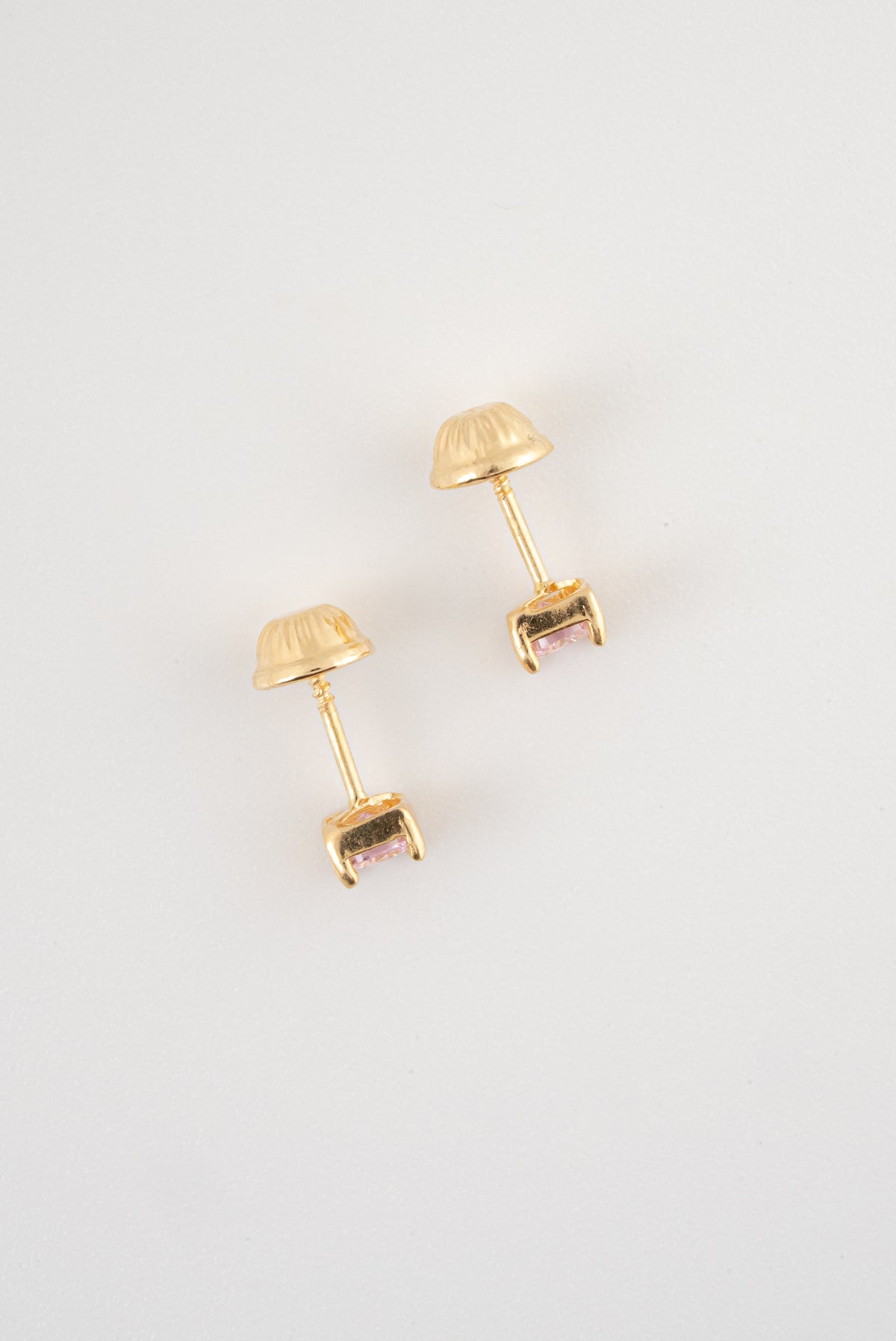 Topos Circon Rosado Oro Amarillo 18k / NA160/ M: 4 mm x 4 mm / P: 0,8 gr
