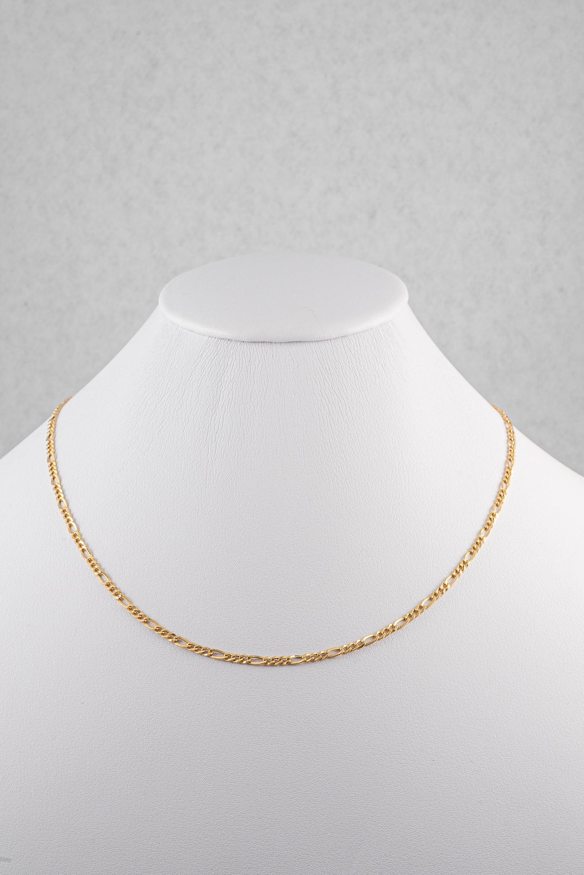 Cadena Figaro Oro Amarillo 18k / ITA09 / 45 cms / M: 3 mm / P: 2.2 gr