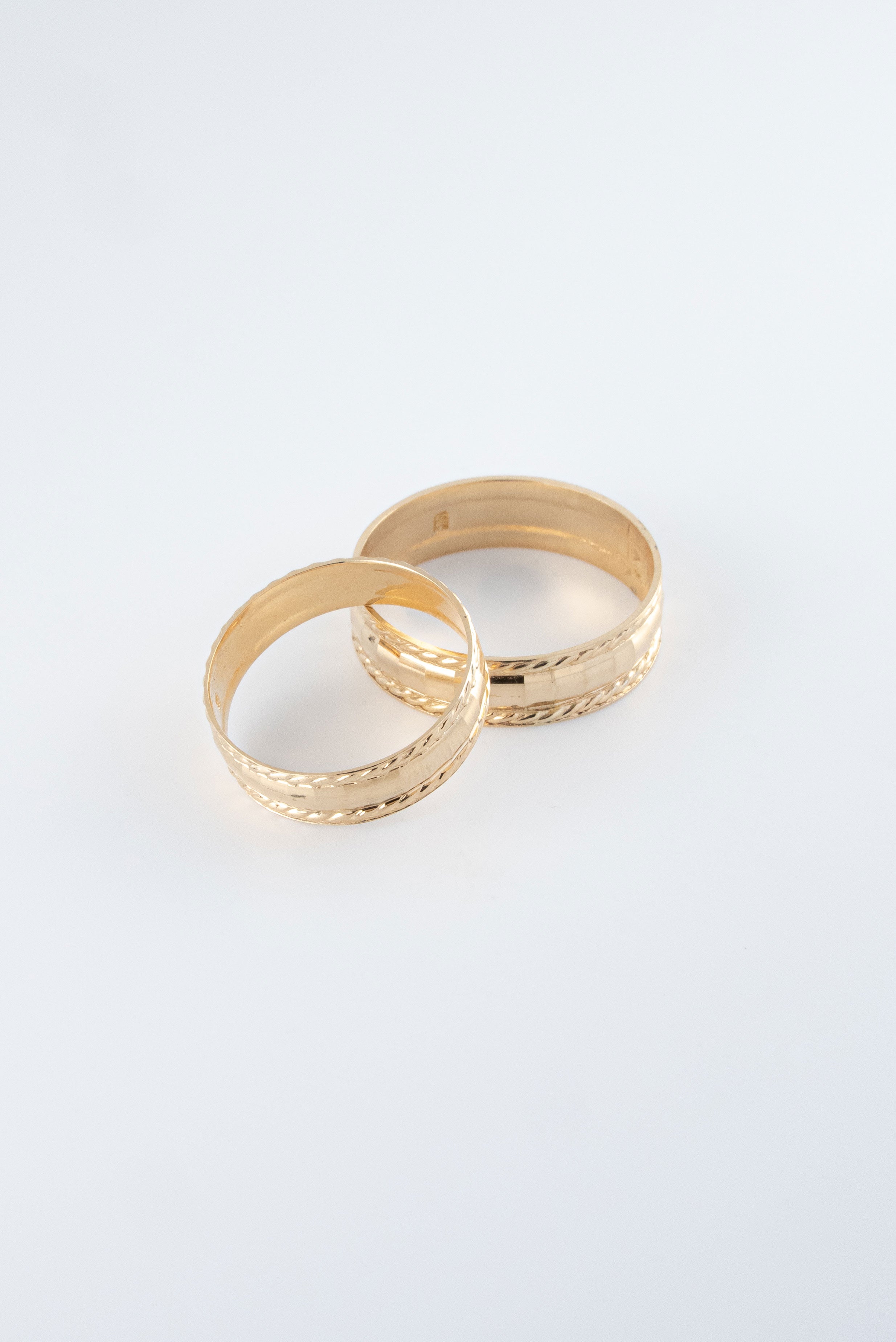 Argollas de Matrimonio 18k oro amarillo / Personaliza tu diseño - Nacional