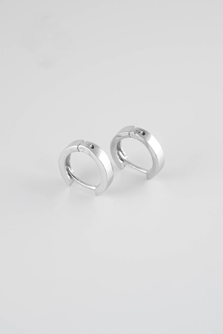 Candongas Lisas Oro Blanco 18k / NA08 / M: 1 cms / P: 1,38 gr