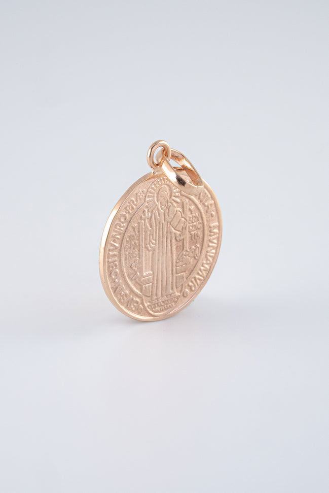 Dije San Benito Oro Rosado 18k /NA102/ M: 1,8 cms / P: 3 gr