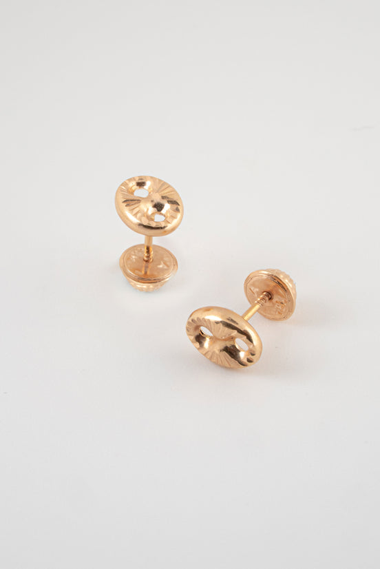 Topos GC Diamantado Oro Rosado 18k /NA09 / M: 8 mm x 6 mm / P: 0,8 gr