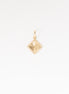 Dije Rombo Diamantado Oro Amarillo 18k / NA102 / M: 2.5 cms x 1.5 cms / P: 0.8 gr