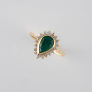 Anillo Viana Esmeraldas y Diamantes 18 k oro amarillo / Talla 7 E: 1,06 QTS - D: 0,30 QTS Nacional