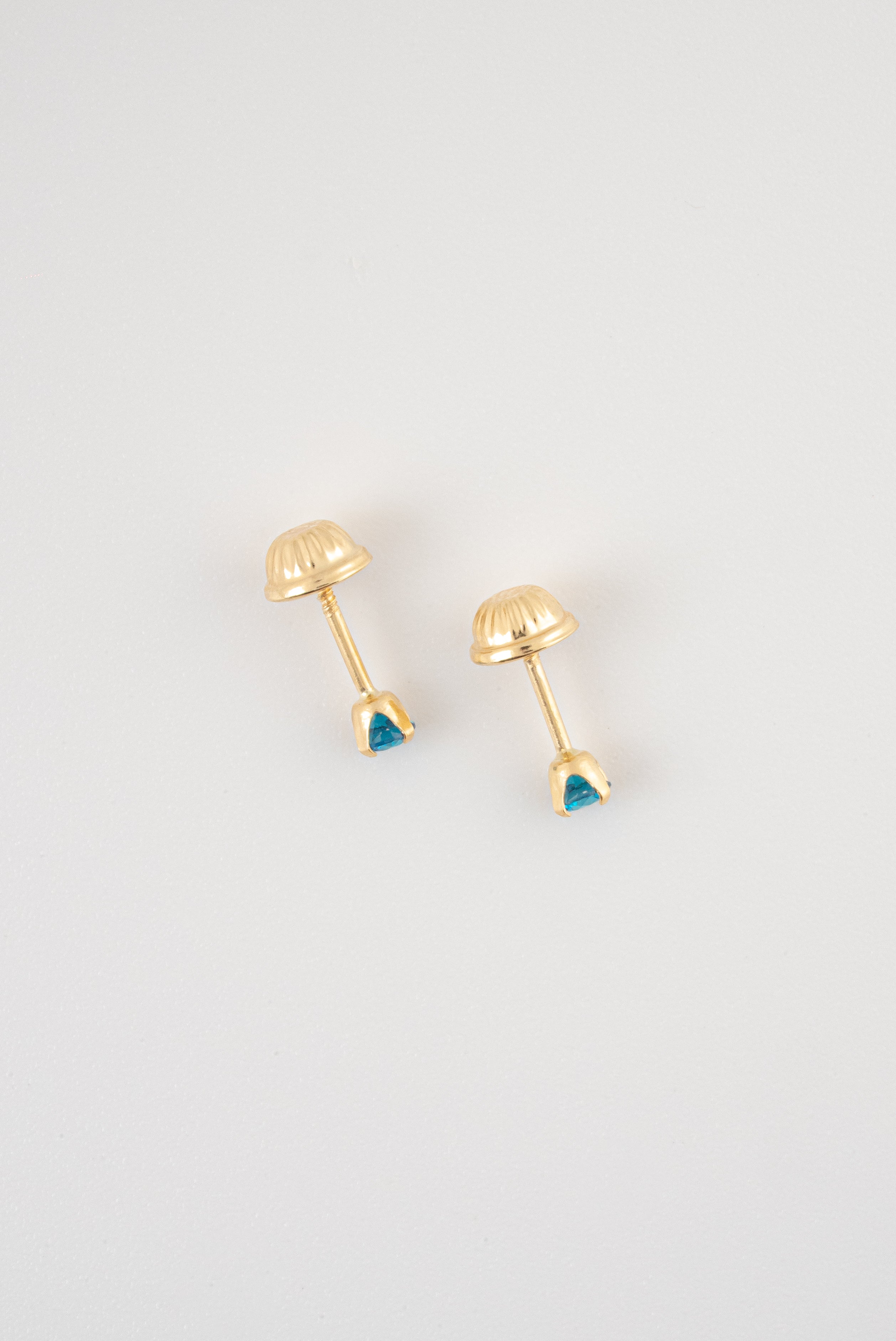 Topos Circon Azul Claro Oro Amarillo 18k / NA163 / M: 3 mm x 3 mm / P: 0,5 gr