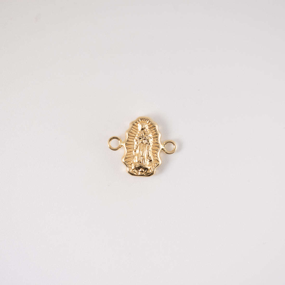Herraje Virgen Guadalupe Oro Amarillo 18k / NA100 / A: 1.5 cms / P: 0.5 gr
