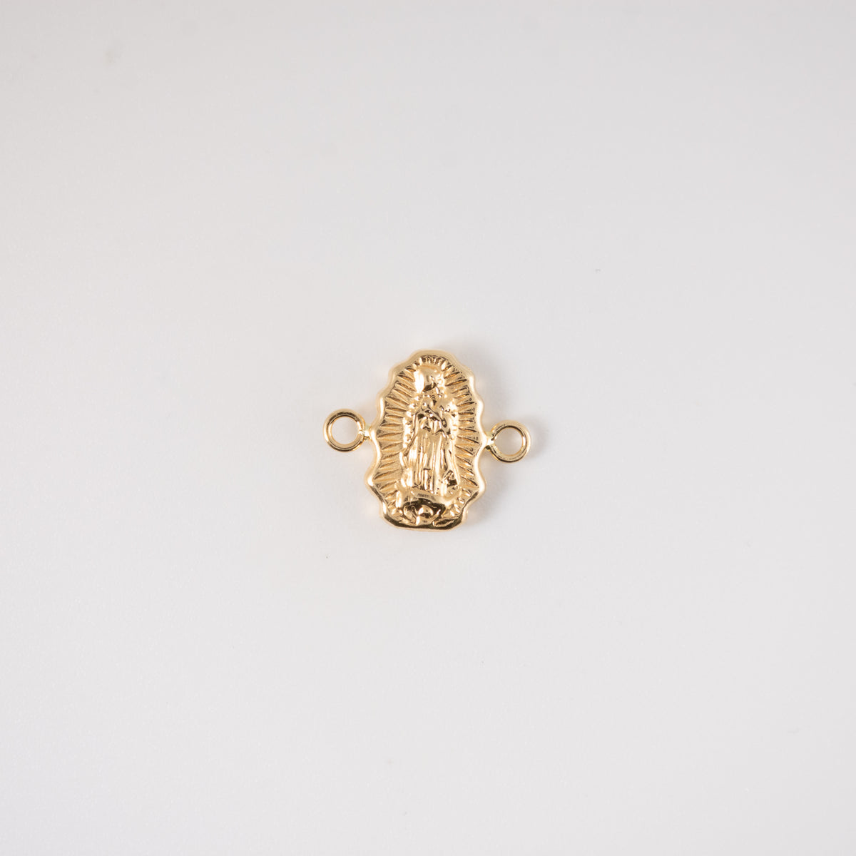 Herraje Virgen Guadalupe Oro Amarillo 18k / NA100 / A: 1.5 cms / P: 0.5 gr
