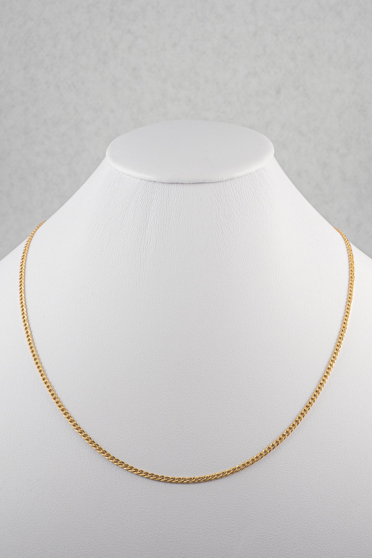Cadena Cubana Oro Amarillo 18k / ITA31 / 50 cms / M: 3 mm / P: 2,42 gr