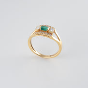 Anillo Esmeralda y Diamantes Oro Amarillo 18k / AED12 / T: 6.5