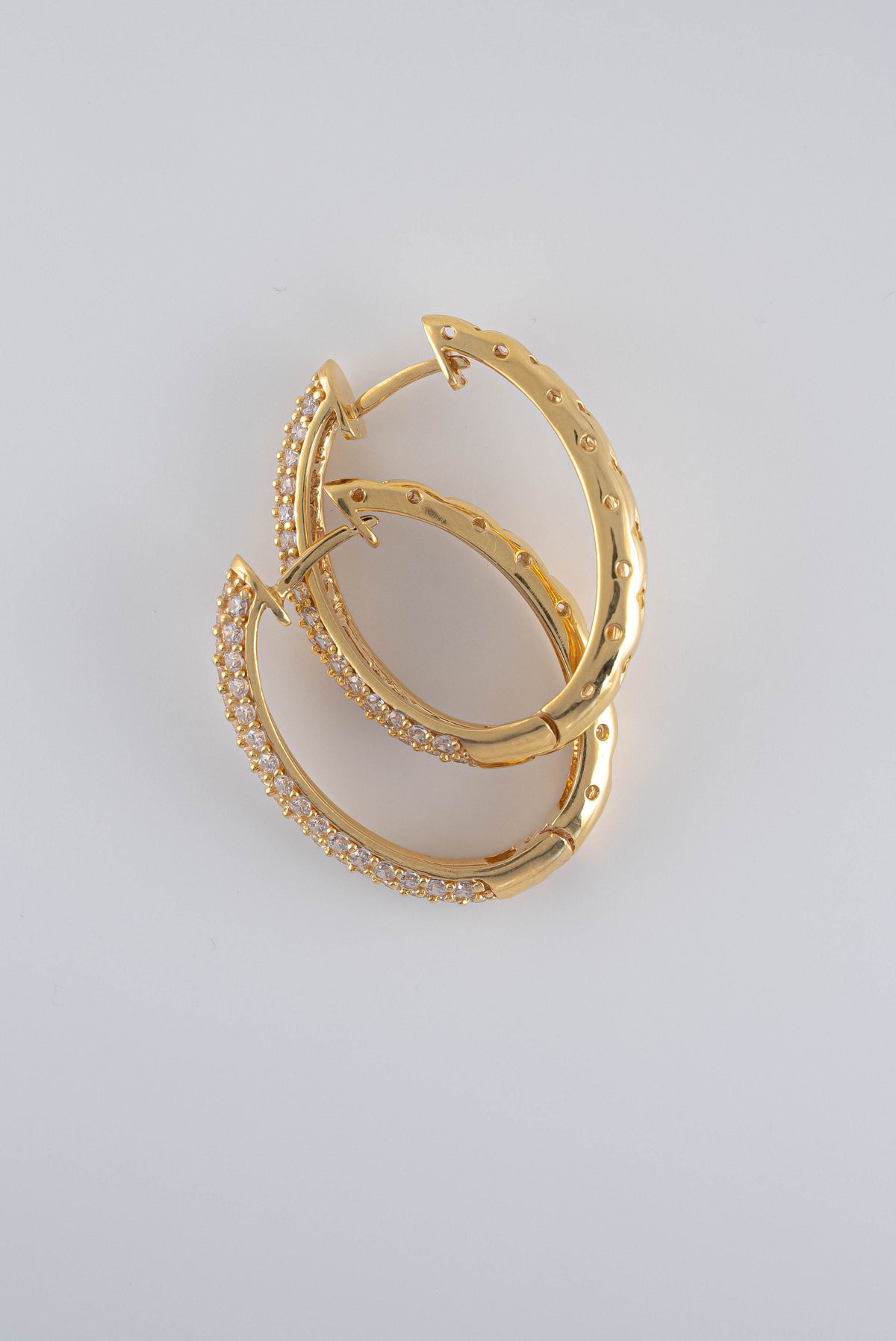 Candongas Circones Oro Amarillo 18k / NA08 / M: 1,6 cms / P: 5.5 gr