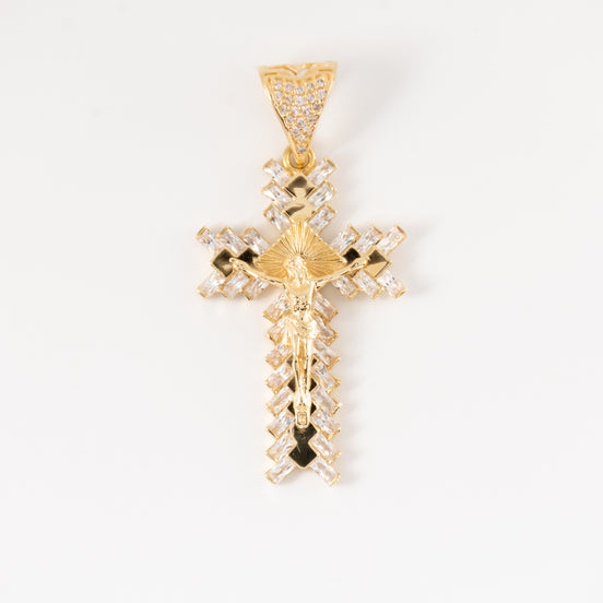 Dije Cruz Cristo Oro Amarillo 18k / NA102 / M: 4.5 cms x 2.2 cms / P: 5.3 gr