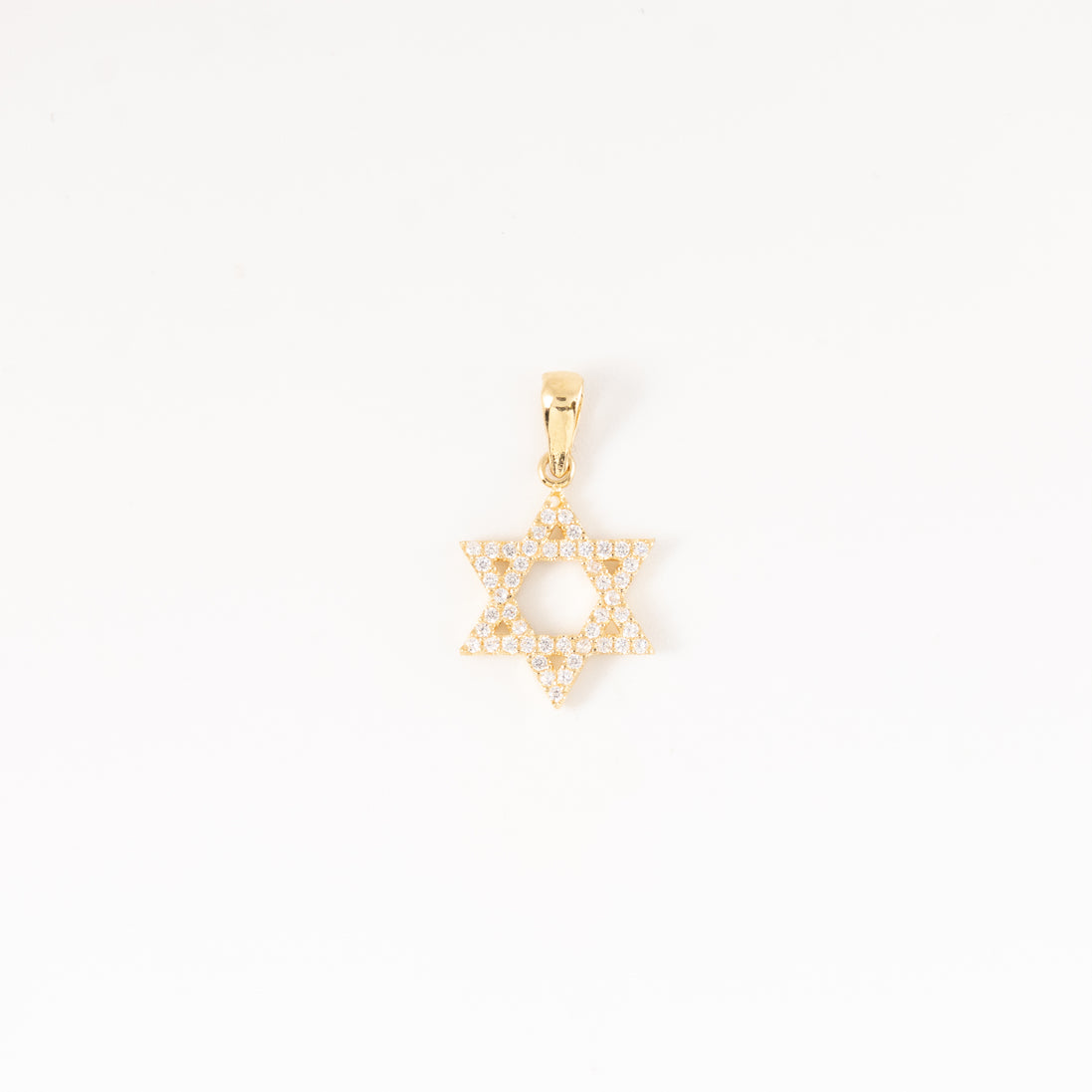 Dije Estrella David Oro Circones Amarillo 18k / NA102 / M: 2 cms x 1,3 cms / P: 1.2 gr