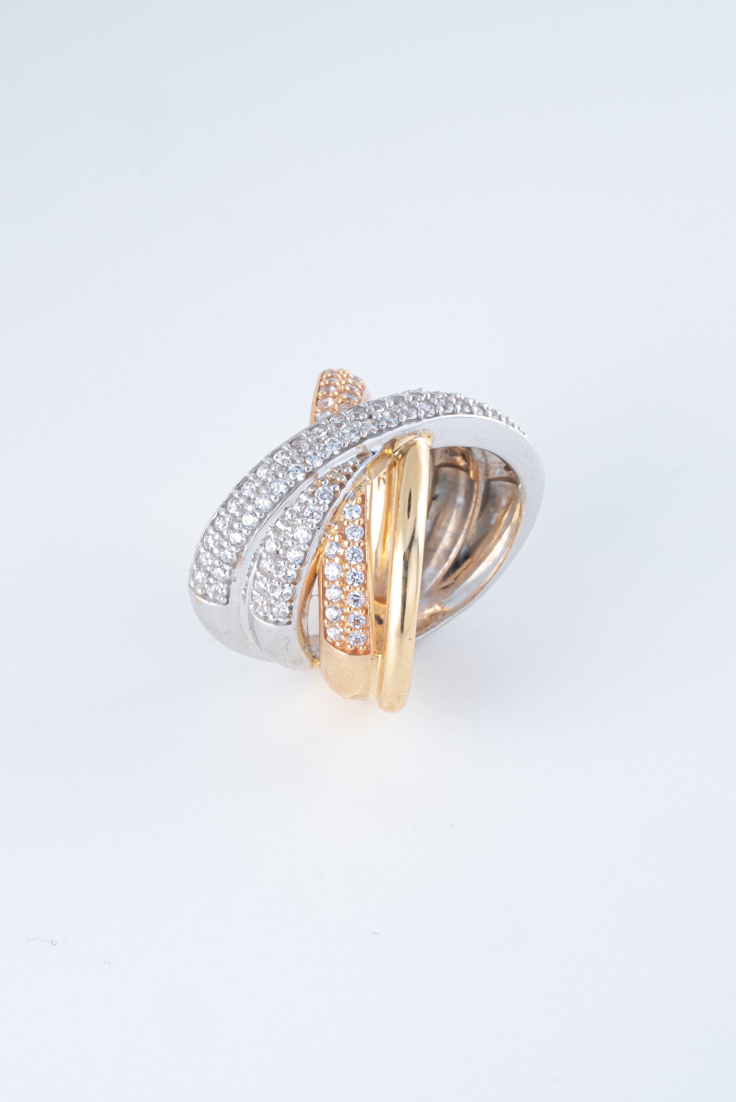Anillo Tres Oros (Amarillo- Rosado- Blanco) 18k Circones / NA49 / T: 7 / P: 11,2 gr