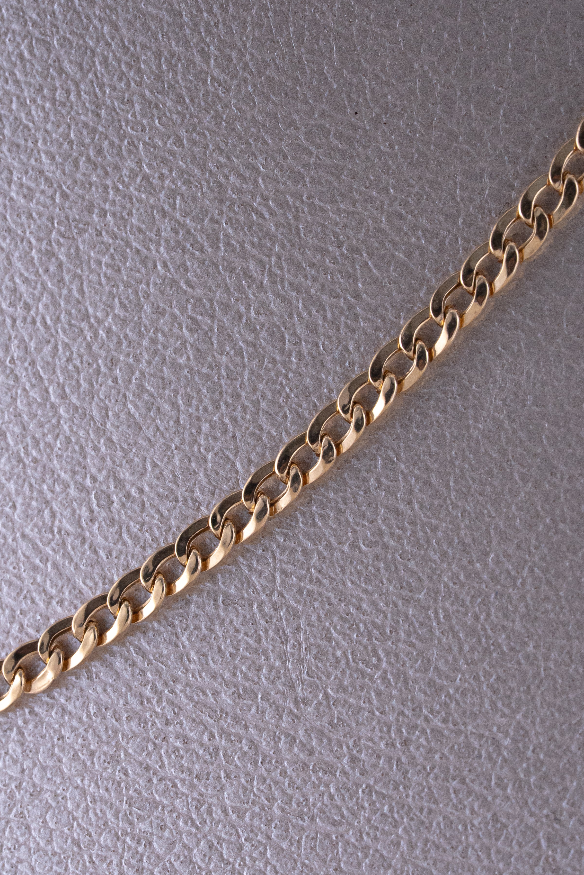 Cadena Cubana 3 mm 18k oro amarillo / 2,19 gr - 45 cms - Italiano