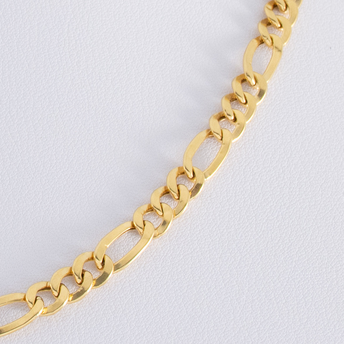 Cadena Figaro Oro Amarillo 18k / ITA10 / 45 cms / M: 5 mm / P: 8.1 gr