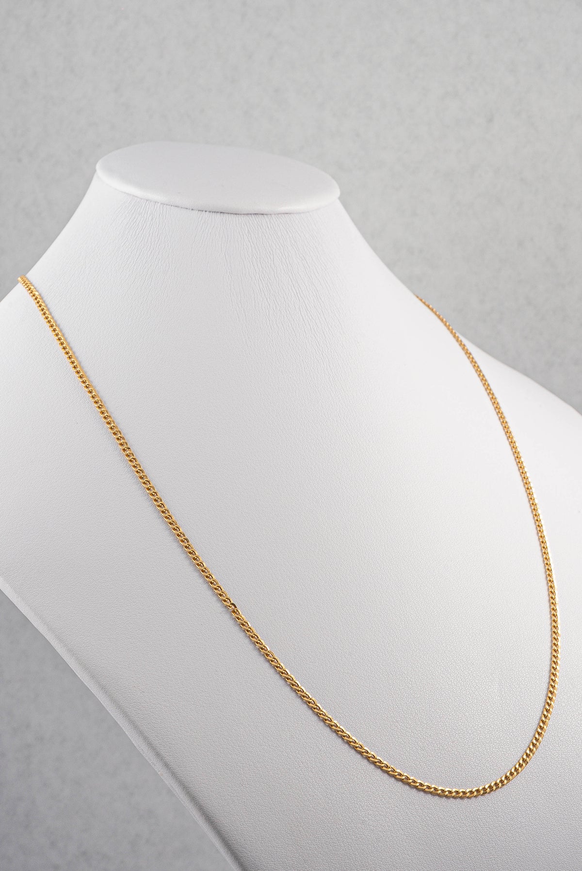 Cadena Cubana Oro Amarillo 18k / ITA33 / 60 cms / M: 3 mm / P: 3 gr