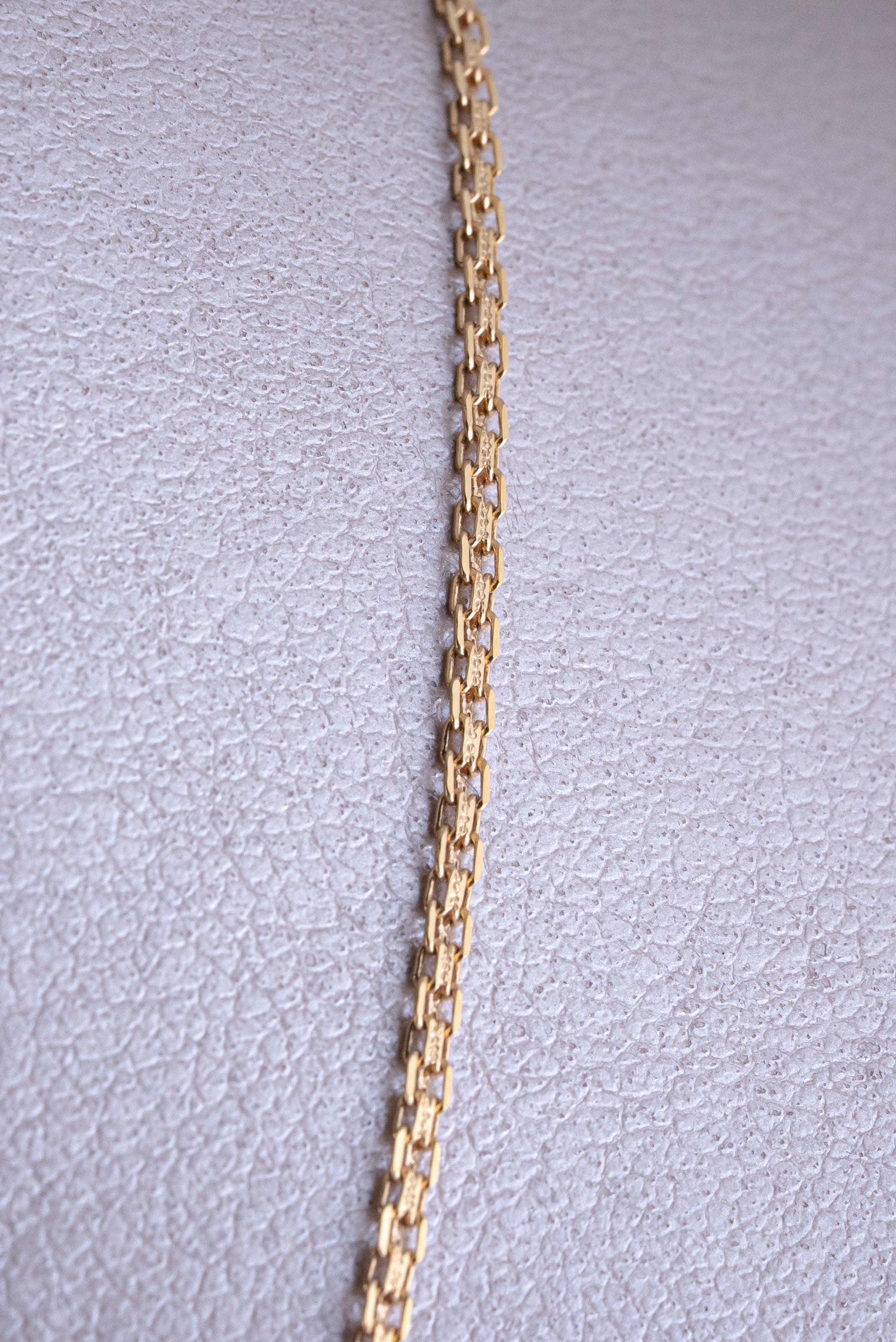 Cadena Bismark Oro Amarillo 18k /ITA73 / 60 cms / P: 4 gr