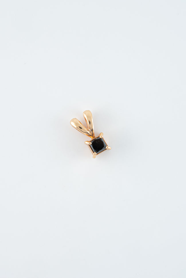 Dije Diamante Negro Cuadrado Oro Rosado 18k/ DDN01/ M: 1 cms x 4 mm