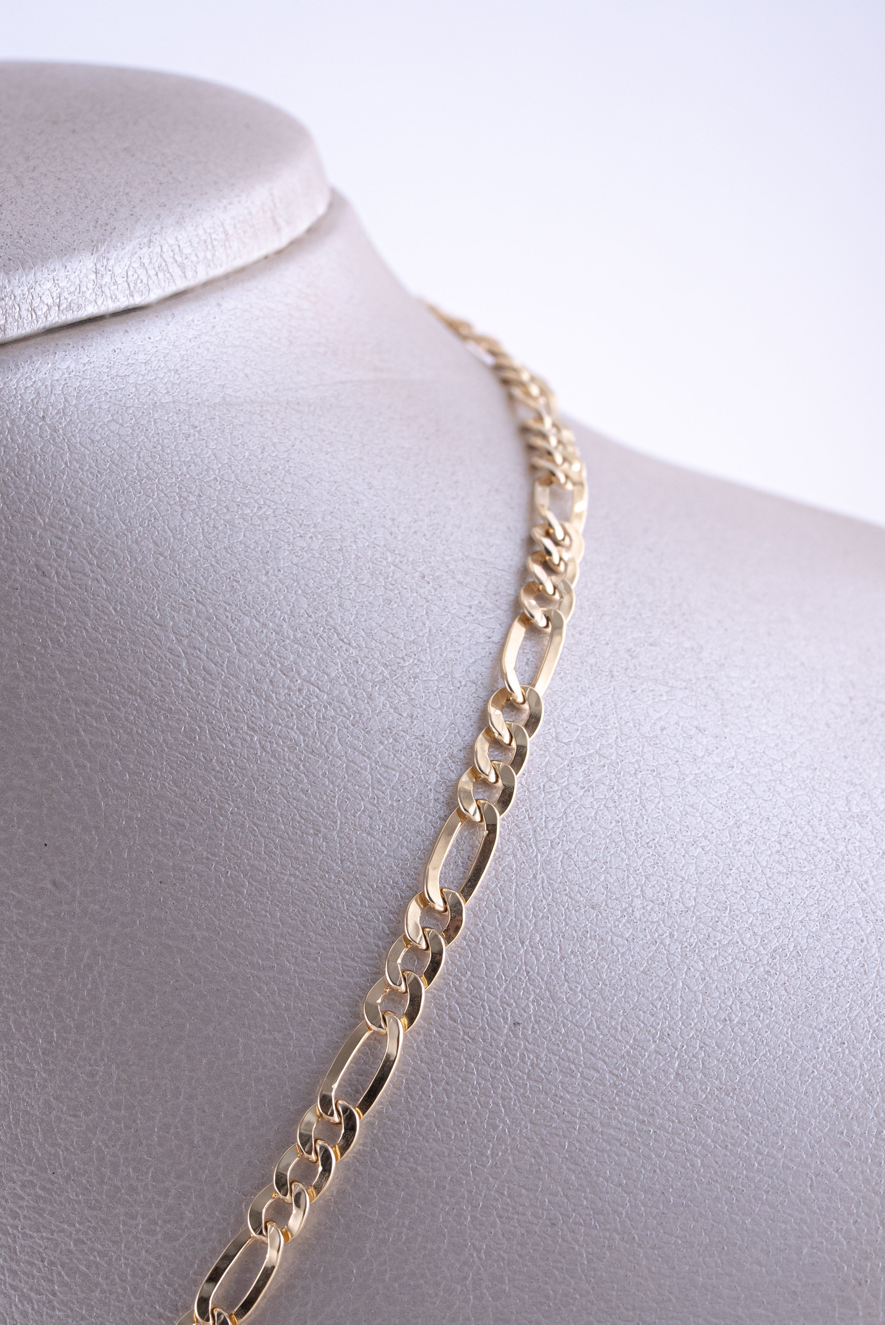 Cadena Cartier Oro Amarillo 18k /ITA12 / 50 cms / P: 5,6 gr