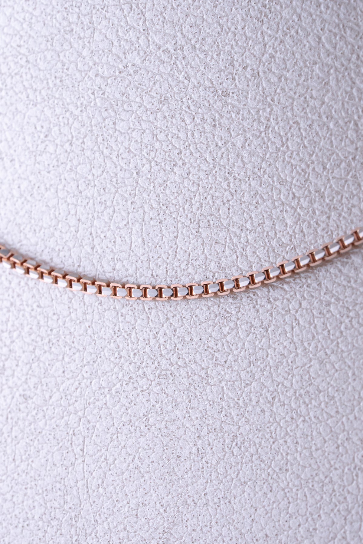 Cadena Veneciana Bicolor Diamantada ( Oro Blanco - Rosado ) 18k / ITA99 / 45 cms / P:4,8 gr