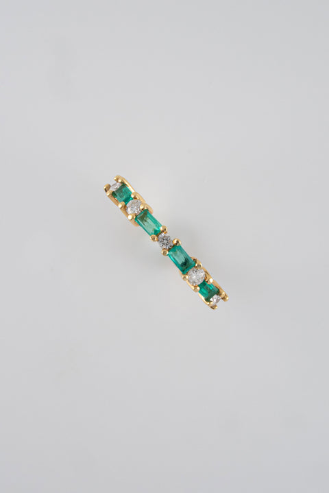Anillo Esmeraldas y Diamantes 18k oro amarillo / Talla 6 Nacional