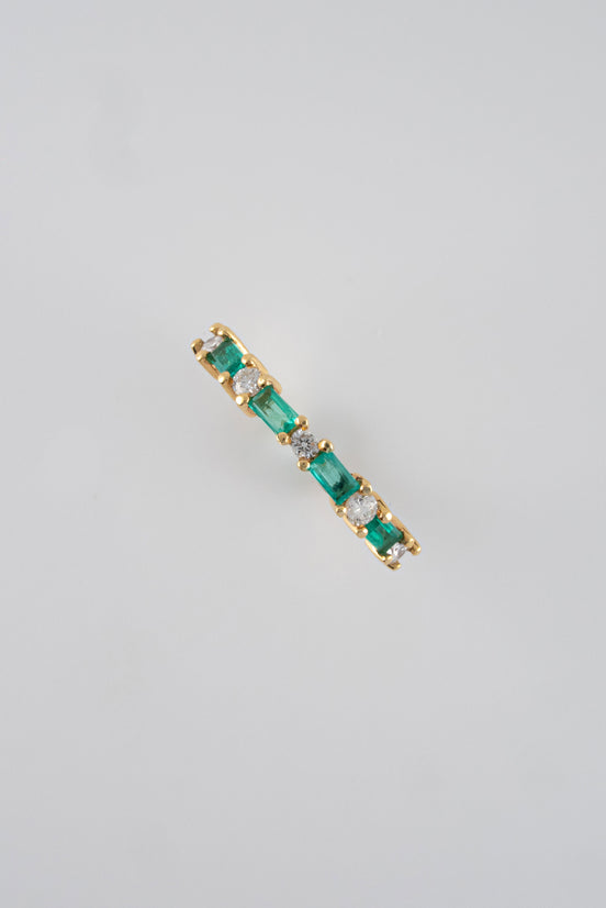 Anillo Esmeraldas y Diamantes 18k oro amarillo / Talla 6 Nacional