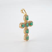 Dije Cruz Esmeralda y Diamante Oro Amarillo 18k /DED29/ M: 3 cms x 1,7 cms