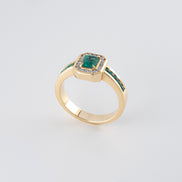Anillo Esmeralda  y Diamanres Oro Amarillo 18k / AED29 / T: 6.5 /  E: 0,20 quilates - D:0.08 quilates