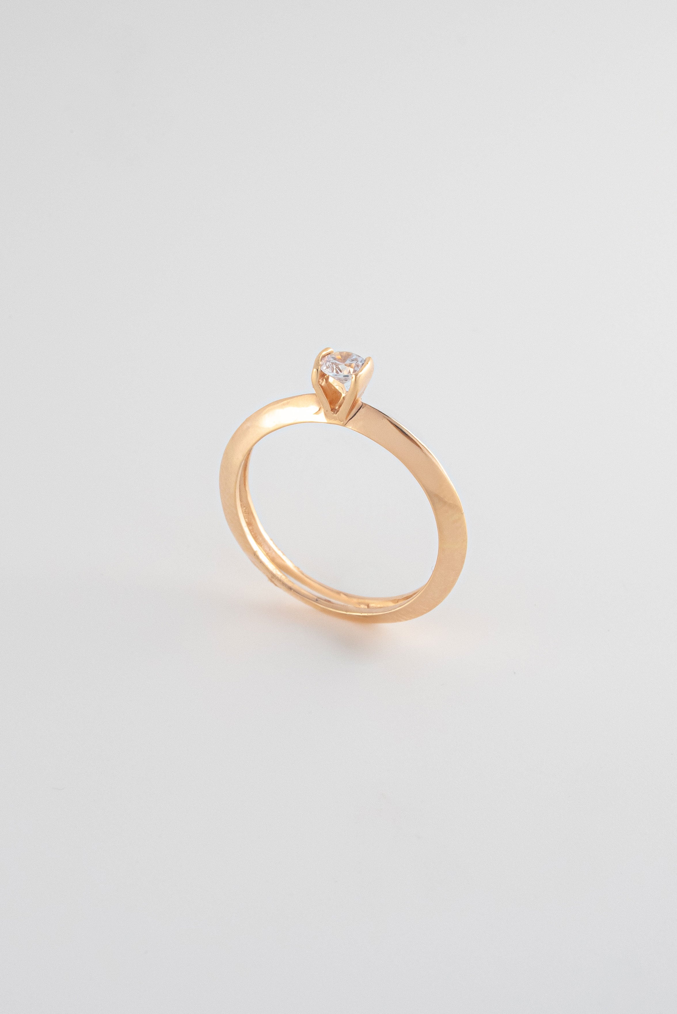 Anillo Compromiso Oro Rosado 18k Circon / NA64 / T:6 / P: 2,5 gr