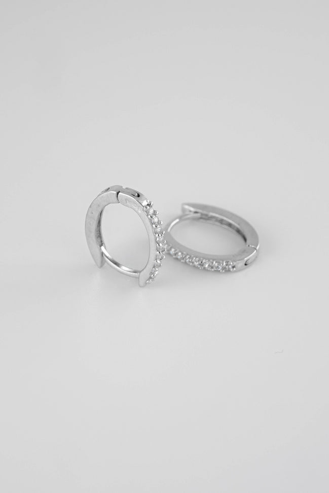 Candongas Ovalada Circones Oro Blanco 18k / NA08 / M: 1 cms / P: 1.3 gr