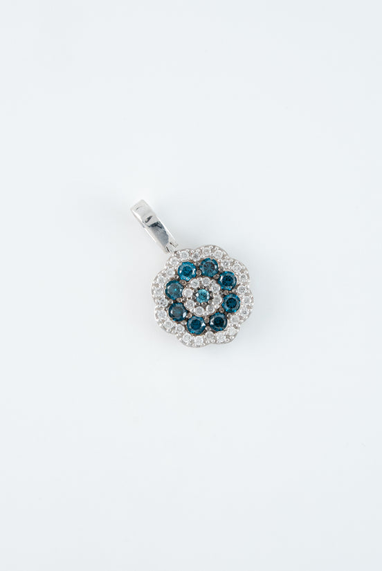 Dije Flor Diamantes Oro Blanco 18k / DDA01 / M: 1,9 cms x 1,1, cms
