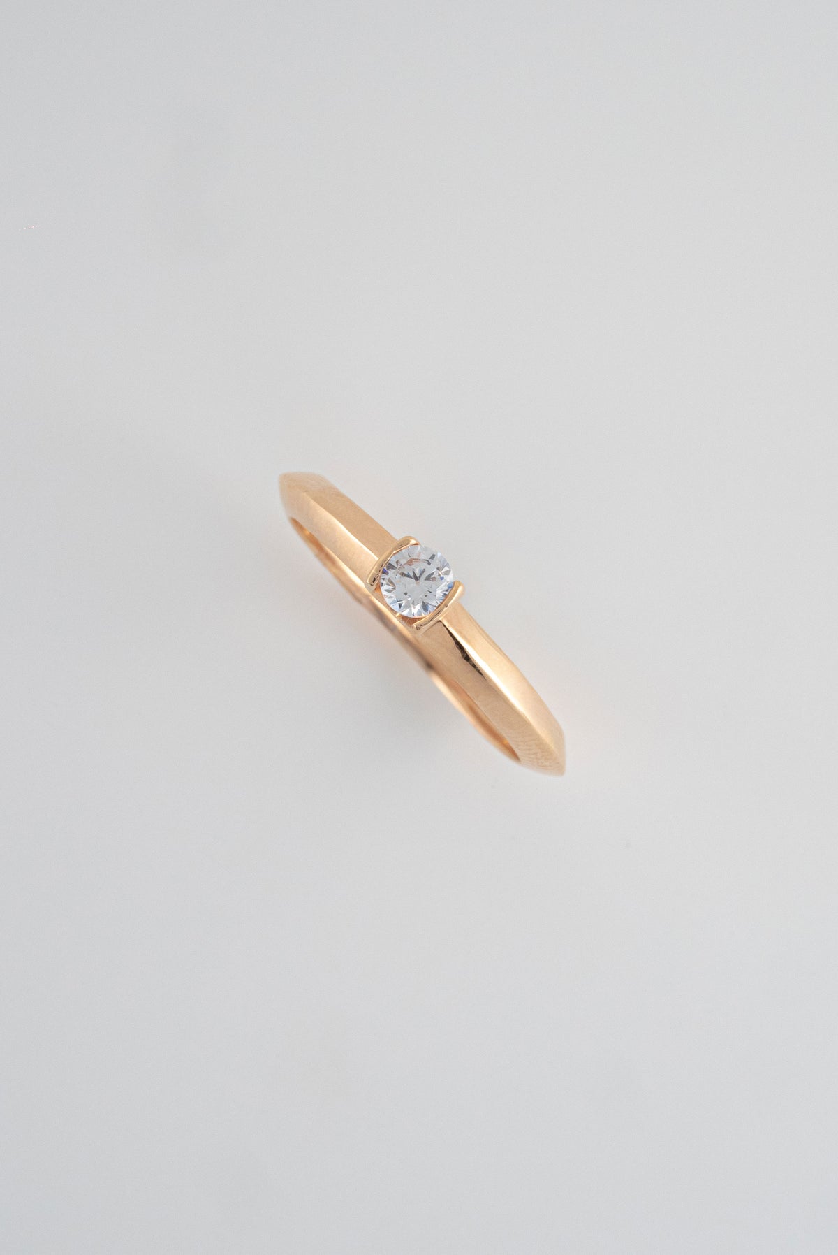 Anillo Compromiso Oro Rosado 18k Circon / NA64 / T:6 / P: 2,5 gr