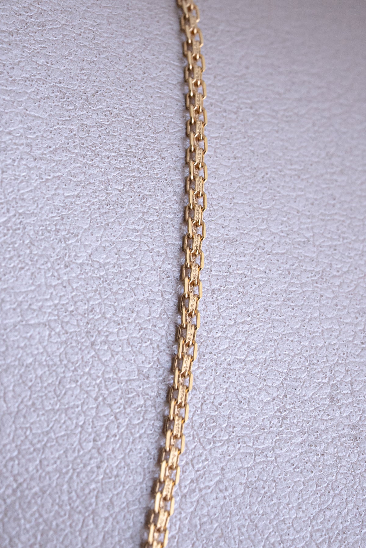 Cadena Bismark Oro Amarillo 18k /ITA73 / 60 cms / P: 4 gr