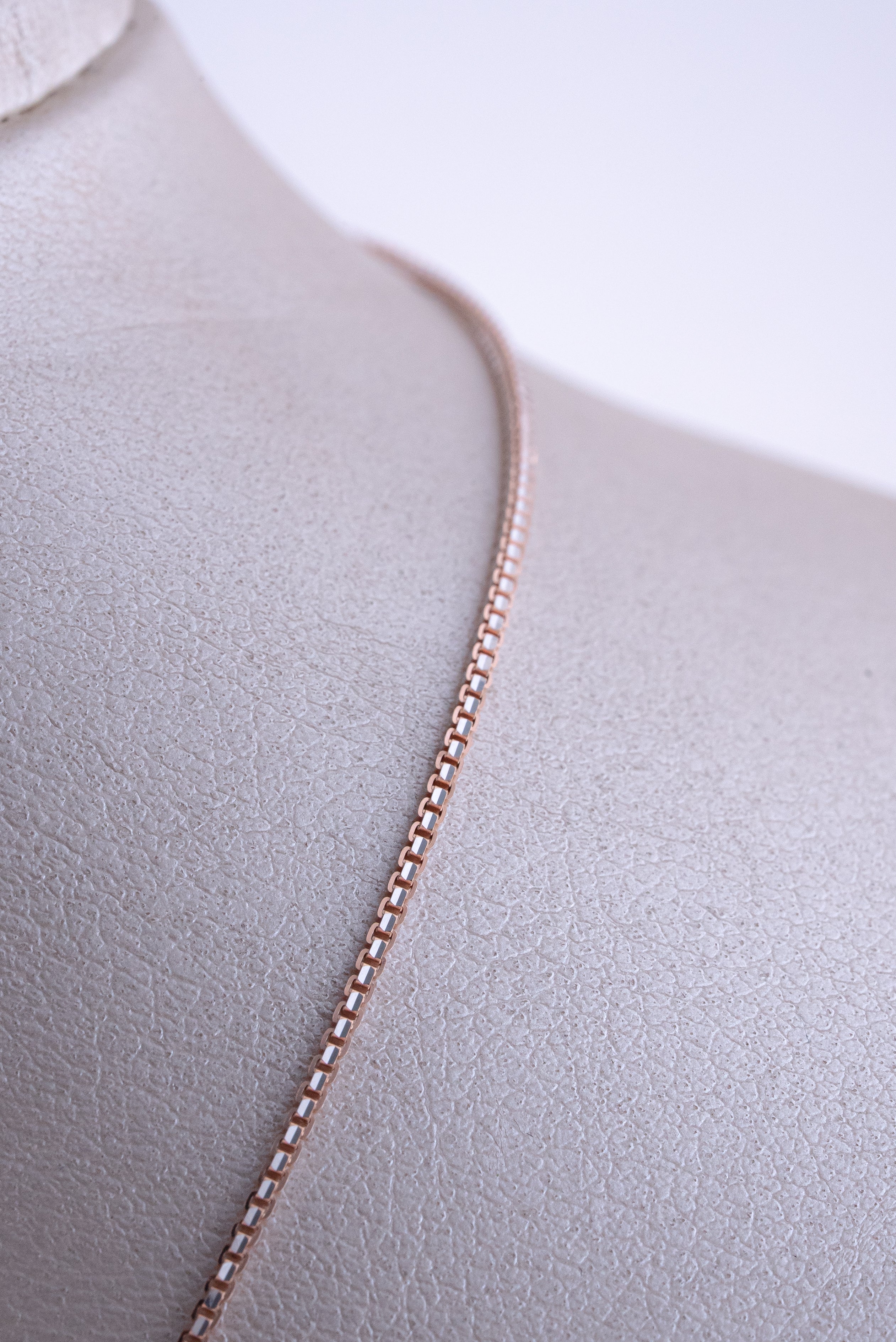 Cadena Veneciana Bicolor Diamantada ( Oro Blanco - Rosado ) 18k / ITA99 / 45 cms / P:4,8 gr