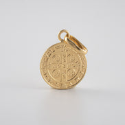 Dije San Benito Lisa Oro Amarillo 18k / NA102/ M: 1,6 gr / P: 3,4 gr