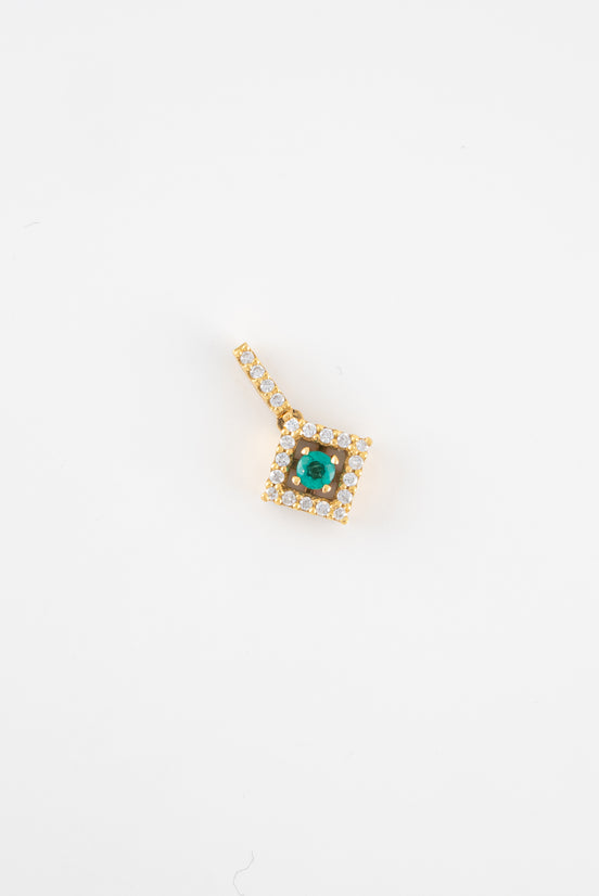 Dije Rombo Esmeraldas y Diamantes Oro Amarillo 18 k /DED19/ M: 1,5 cms x 1,8 cms