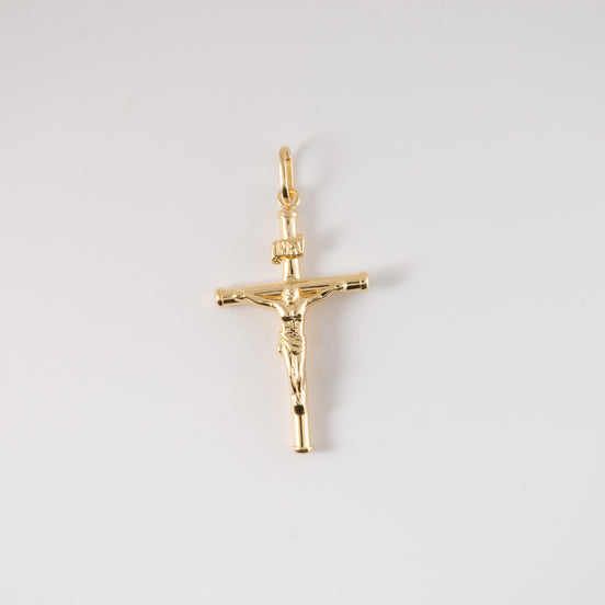 Dije Cruz Cristo Oro Amarillo 18k / NA102 / M: 4 cms x 2 cms / P: 1.6 gr