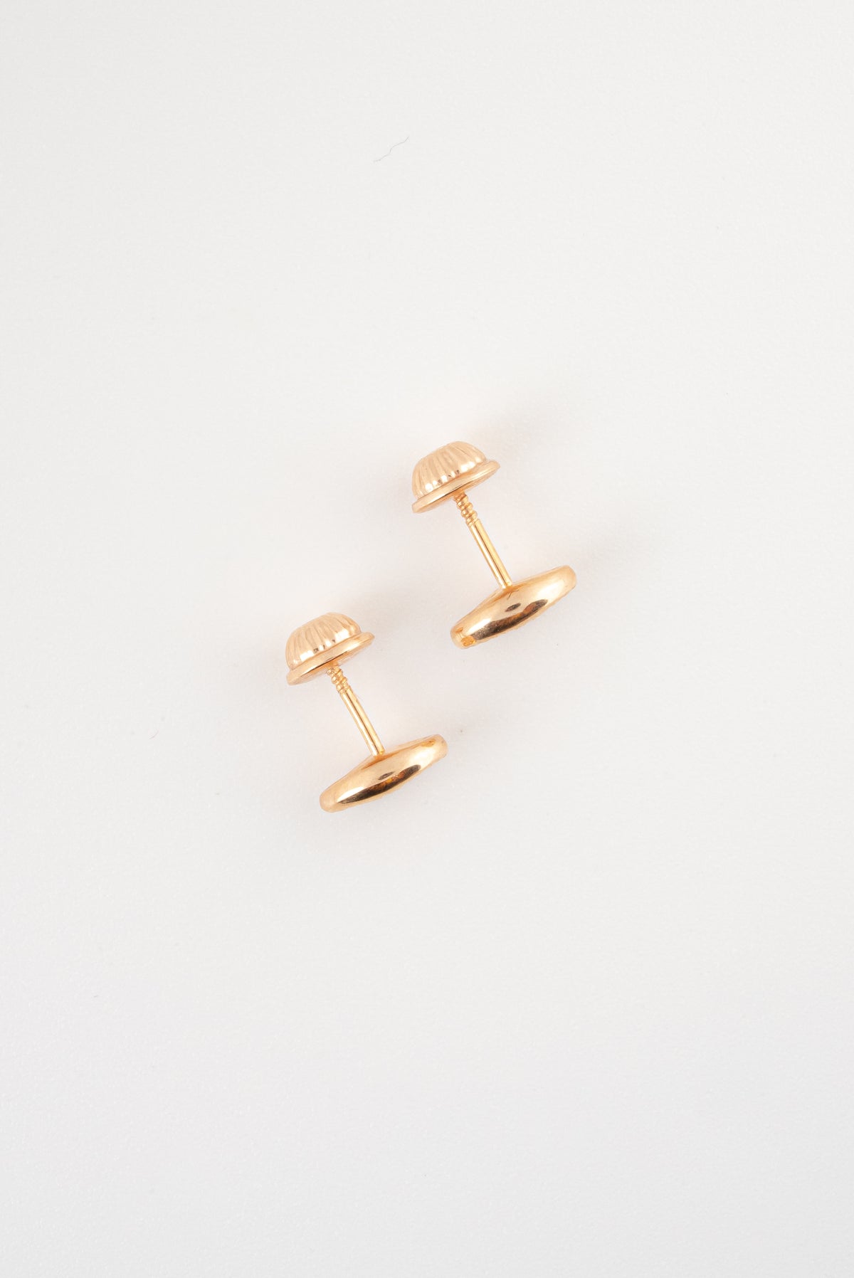 Topos GC Diamantado Oro Rosado 18k /NA09 / M: 8 mm x 6 mm / P: 0,8 gr