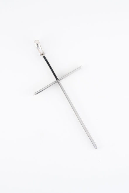 Dije Cruz Lisa Oro Blanco 18k / NA102 / M: 6 cms x 2.6 cms / P: 3 gr