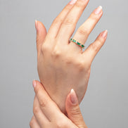 Anillo Esmeraldas y Diamantes 18k oro amarillo / Talla 6 Nacional