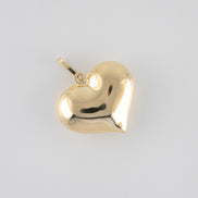 Dije Corazon Liso Oro Amarillo 18k / NA102/ M: 2,3 cms x 2 cms / P: 1,4 gr