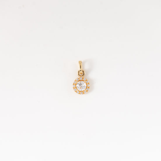 Dije Circones Oro Amarillo 18k / NA102 / M:1.4 cms x 0.7 mm / P: 0.6 gr