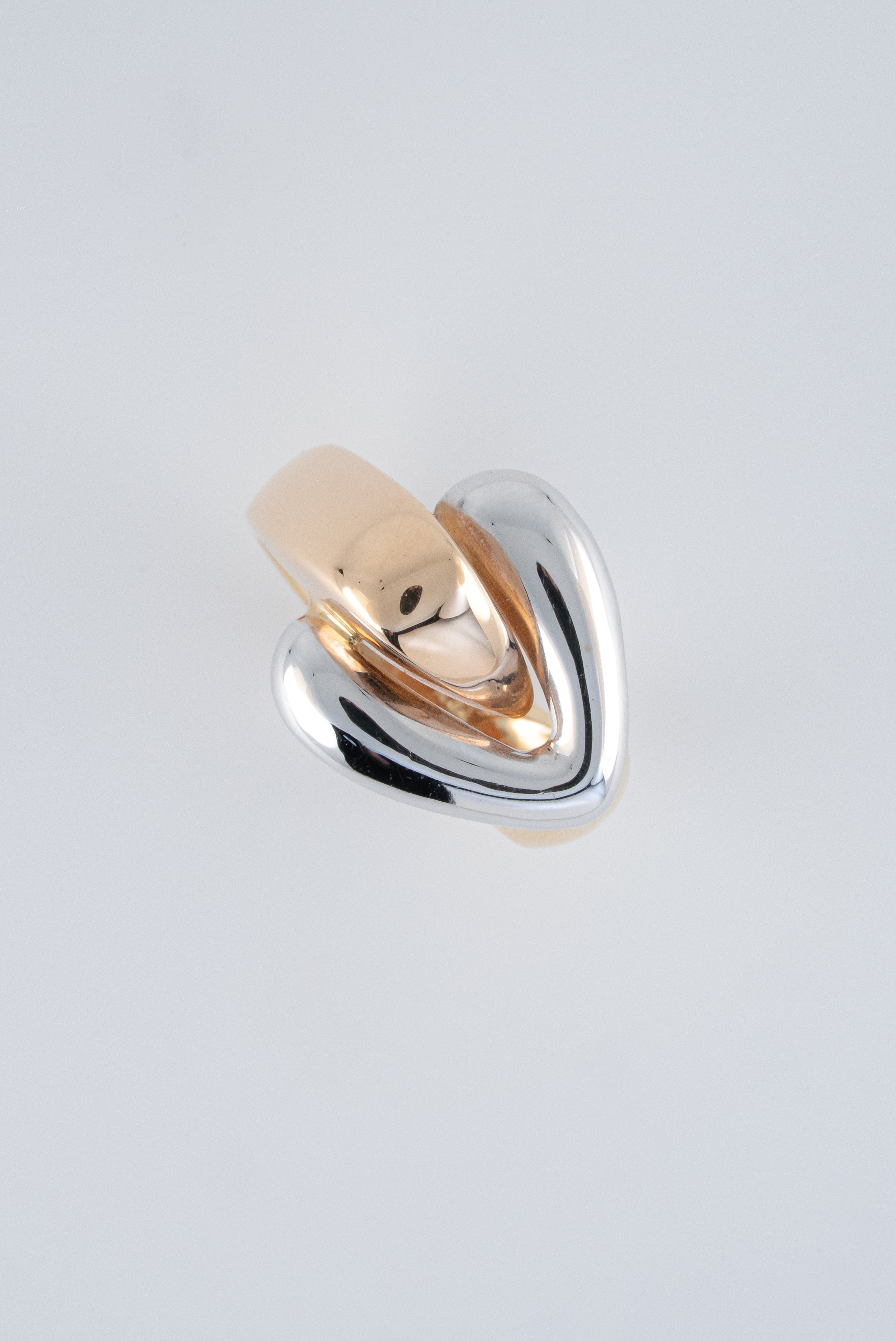 Anillo Liso Tres Oros ( Amarillo - Rosado - Blanco) 18k / NA50 / T: 7.5 / P: 7,8 gr