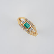 Anillo Esmeralda y Diamantes Oro Amarillo 18k / AED12 / T: 6.5
